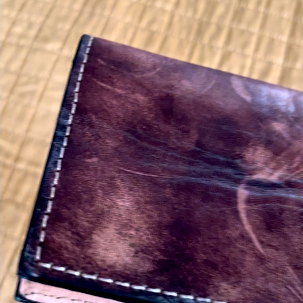 New Hand Made Tooled Leather Wallet with Floral Design - Picture 8 of 12